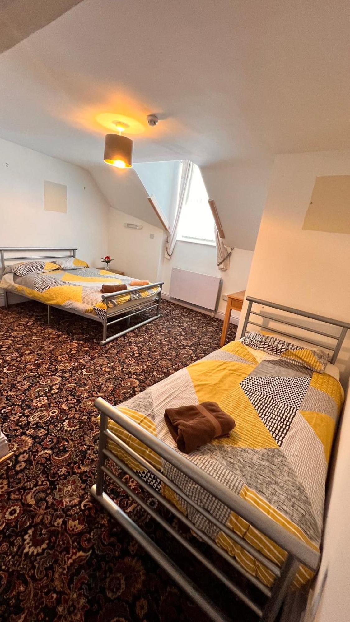 Castle Lodge Guest House 86-88 Sheil Rd L6 3AF Liverpool Extérieur photo