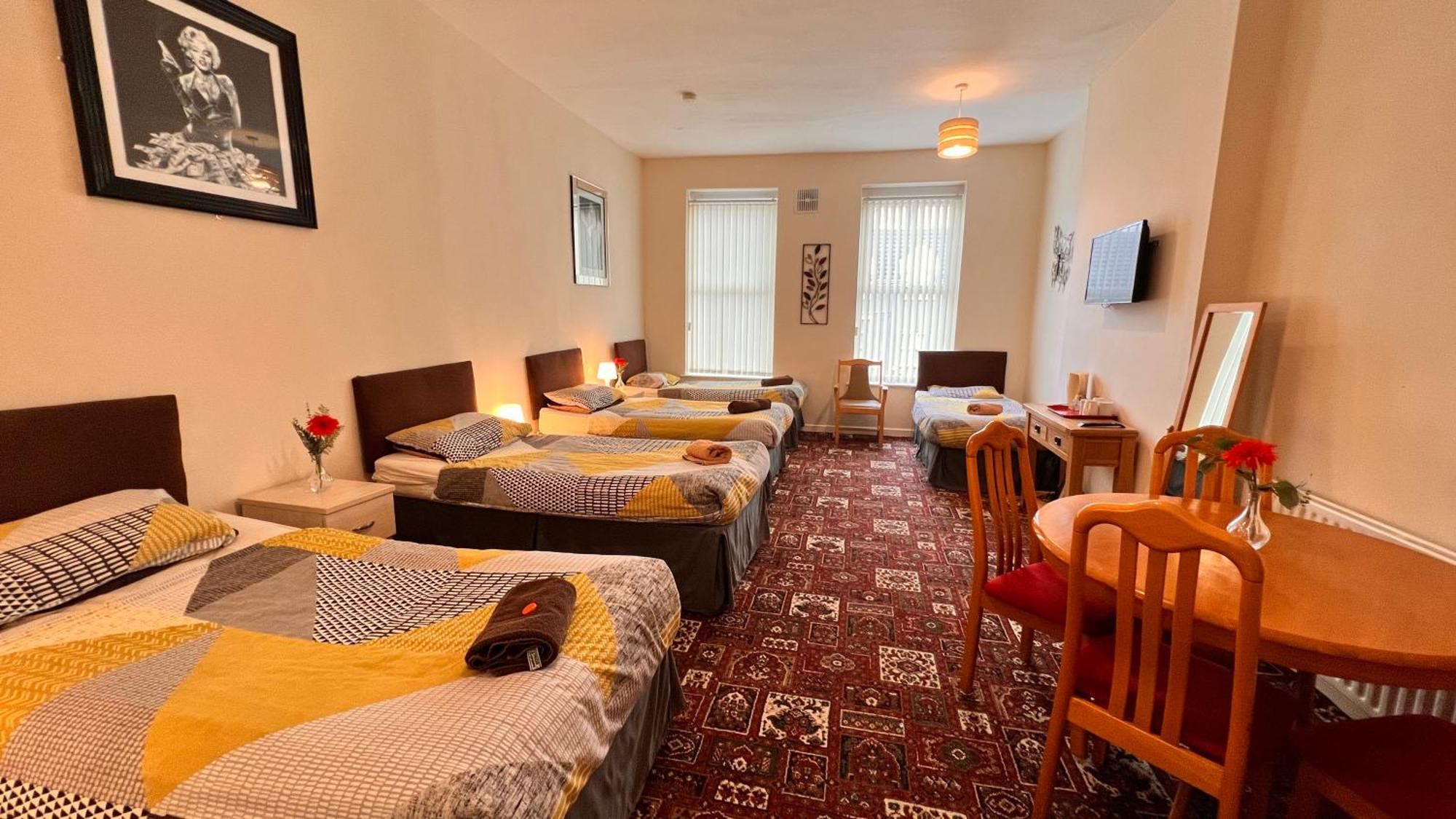 Castle Lodge Guest House 86-88 Sheil Rd L6 3AF Liverpool Extérieur photo
