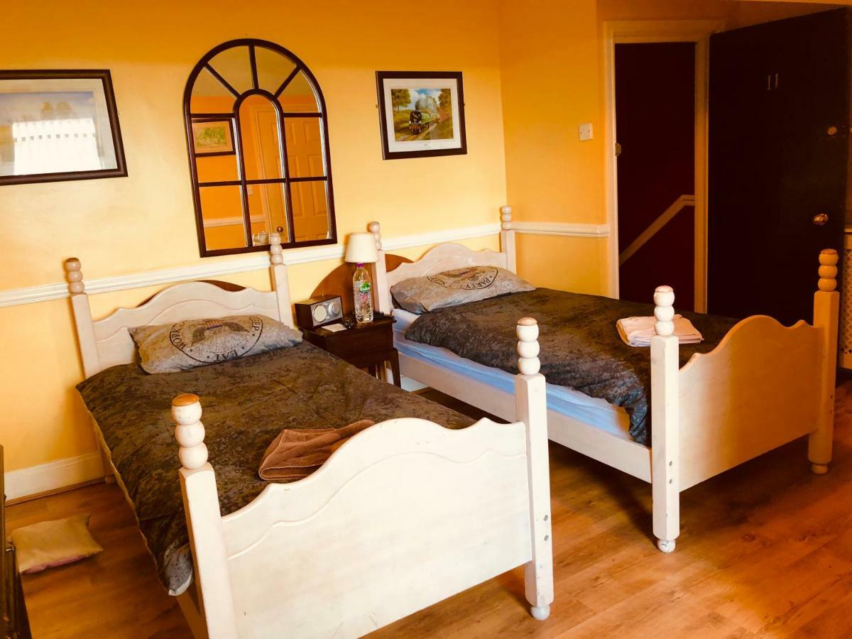 Castle Lodge Guest House 86-88 Sheil Rd L6 3AF Liverpool Extérieur photo